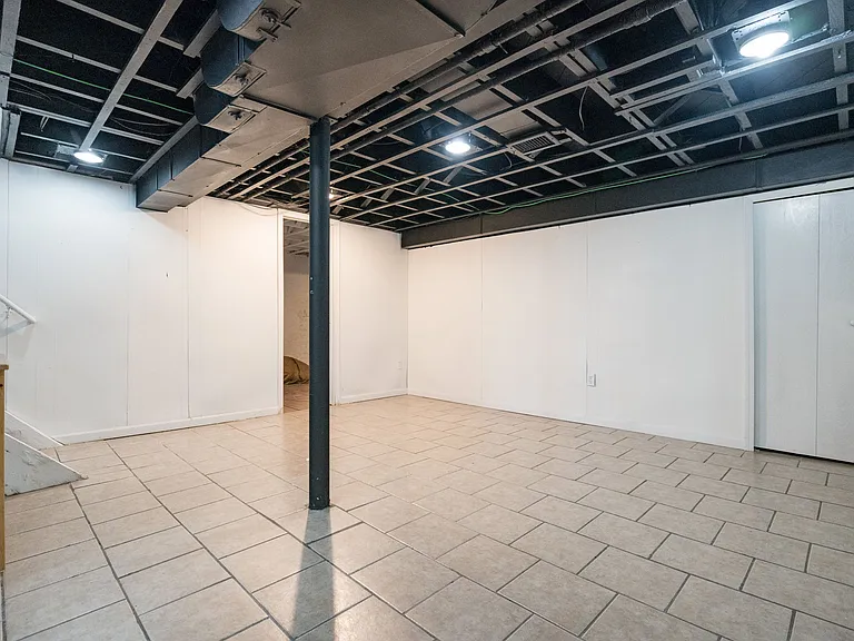 4727 Olivia Ave — Photo 31