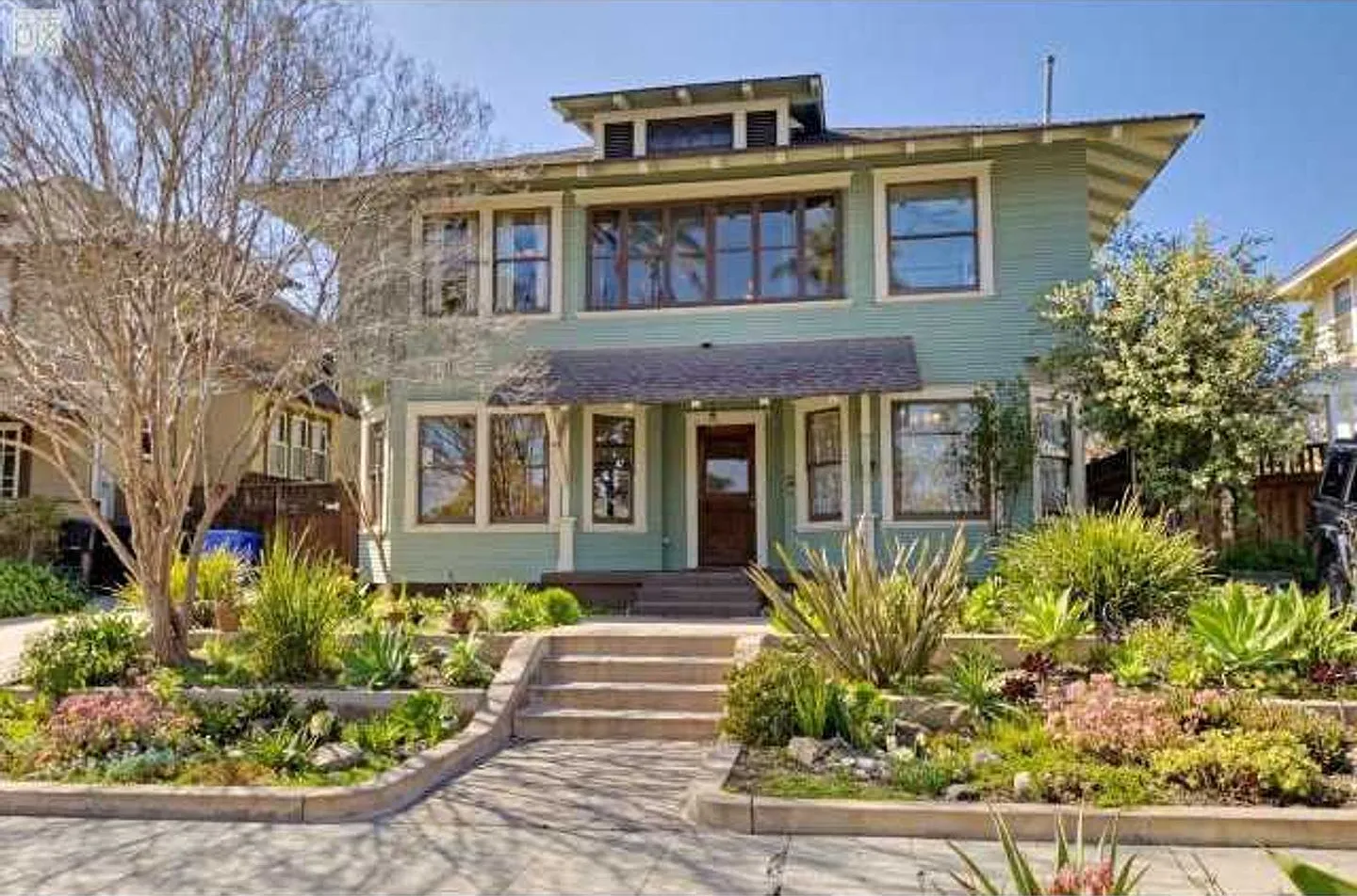 Must See Beautifully Restored Historically Contributing Craftsman In South Park. 3 Bed 2 Bath $7,... — Photo 1
