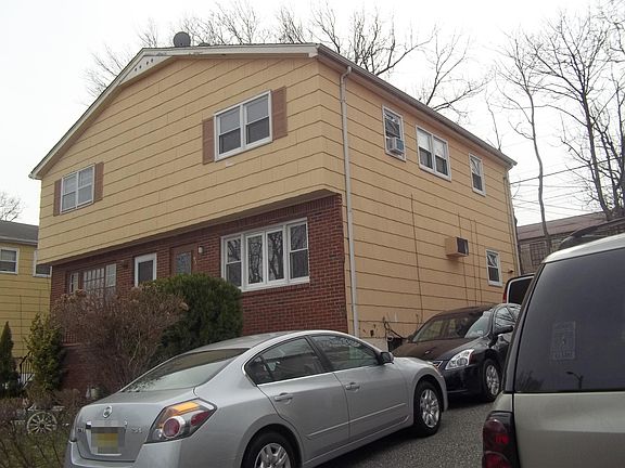 4th image of 91 Hoffman Blvd