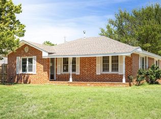 1501 W 1st St, Elk City, OK 73644