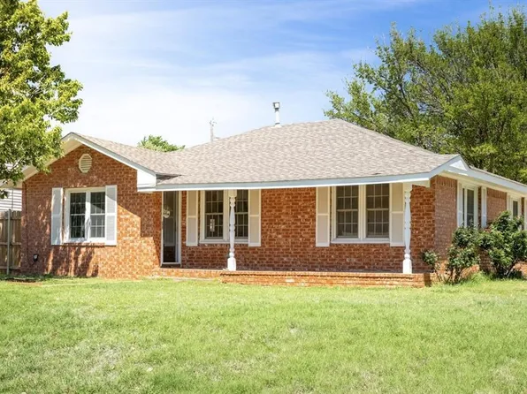 1501 W 1st St, Elk City, OK 73644