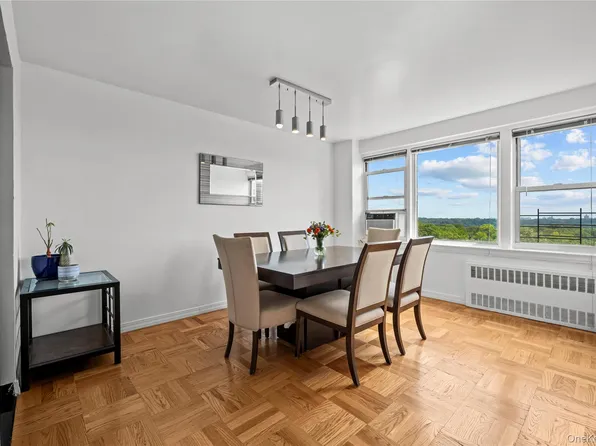4555 Henry Hudson Parkway #A908, Bronx, NY 10471