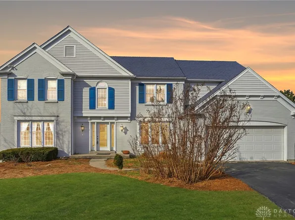 8277 Medinah Ct, West Chester, OH 45069