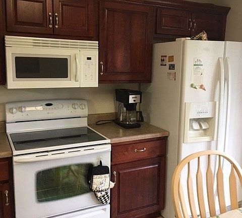 3rd image of 2454 Executive Park NW