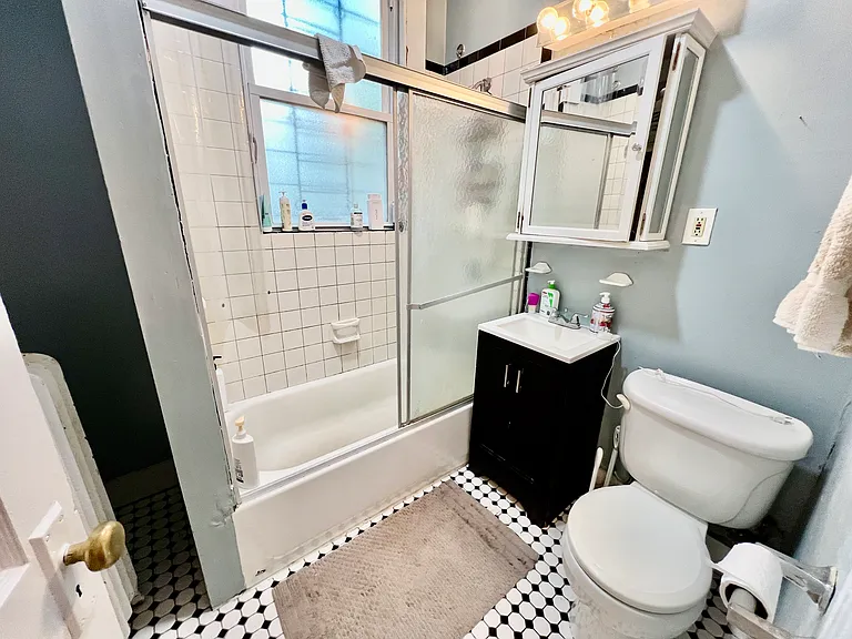 1721 Commonwealth Ave #1 — Photo 10