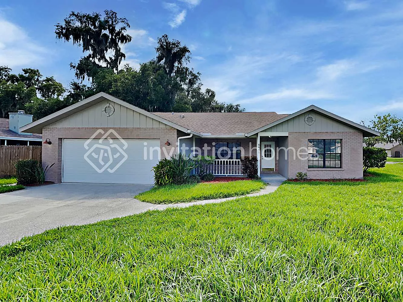 8041 56th Ct E Palmetto, FL 34221 — Photo 1