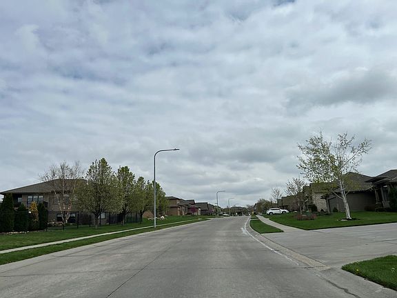 4th image of 2202 N 176th Ave