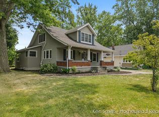 236 Port Sheldon St SW, Grandville, MI 49418