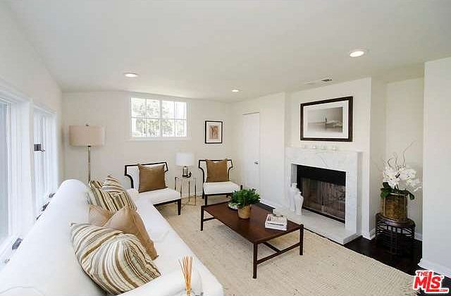 1st image of 249 N Windsor Blvd