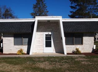 17 River St, Smithfield, RI 02917