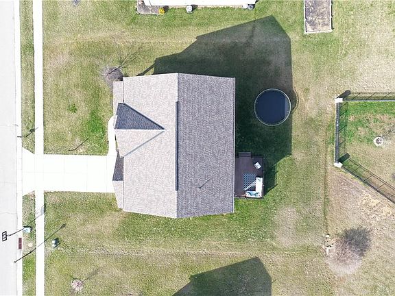 4th image of 1448 Eagle Mountain Dr