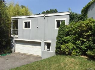 2 Whippoorwill Rd, Chappaqua, NY 10504