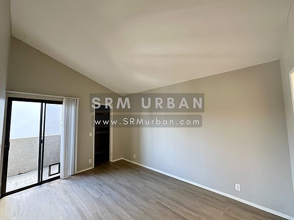 5th image of 3773 32nd St APT 4