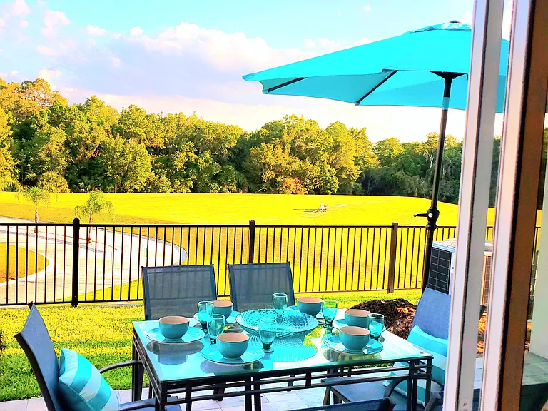 852 Driving Range Ct — Photo 9