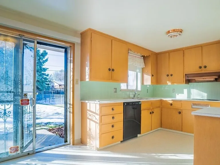 4345 Pierce St — Photo 4