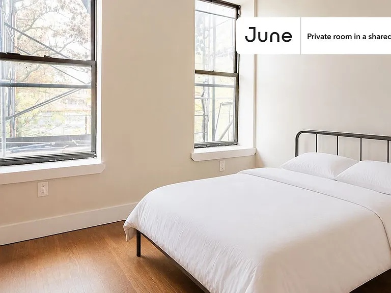 1131 Broadway #C — Photo 1