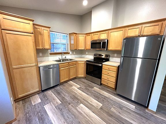 4th image of 14198 SE Filbert Creek Dr