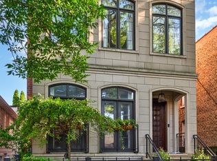 1627 W Huron St, Chicago, IL 60622