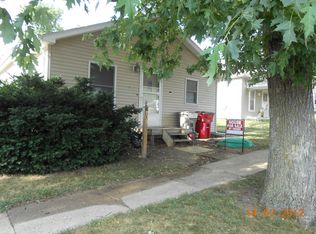 109 E Main St, Lawton, IA 51030