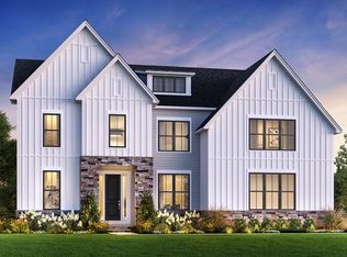 28 Whalen Rd, Hopkinton, MA 01748