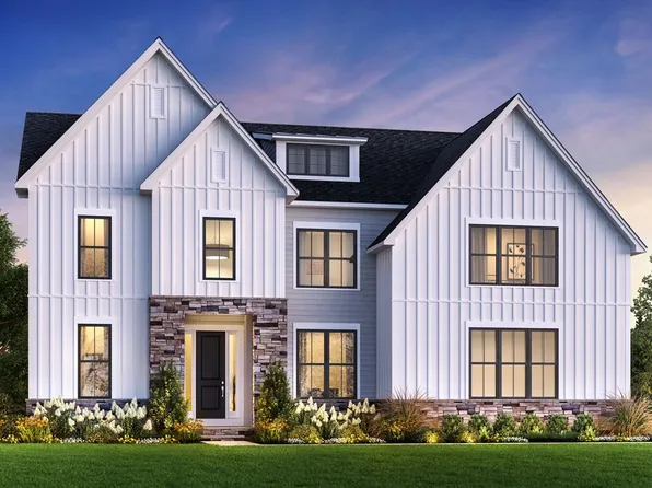 28 Whalen Rd, Hopkinton, MA 01748