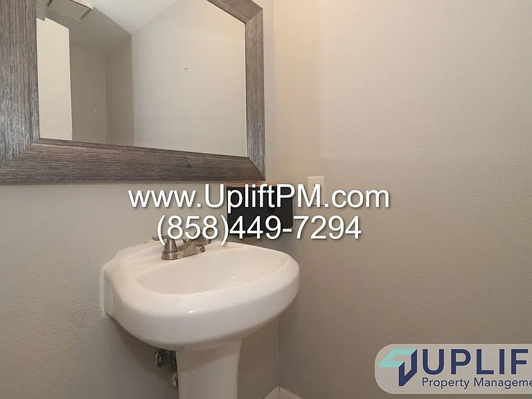 1337 Serena Cir #2 — Photo 26