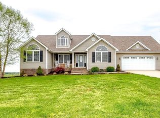 68 Donna Dr, Lancaster, KY 40444