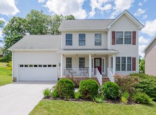 204 Mountain Breeze Dr, Blacksburg, VA 24060