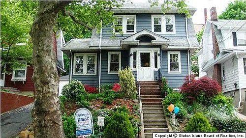 1st image of 68 Gregg Pl
