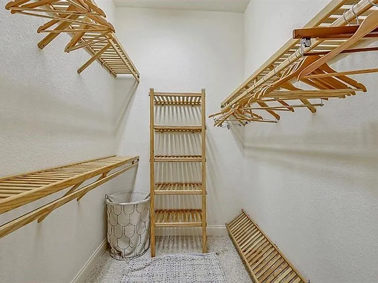 1725 Bonita Ct — Photo 36