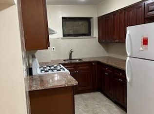 150-08 77th Ave #2, Flushing, NY 11367