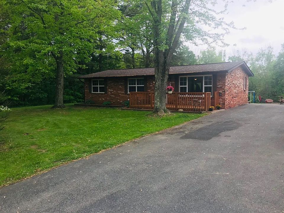 1st image of 13443 Broadridge Dr