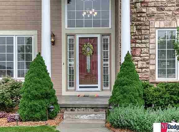 2nd image of 1905 Petersen Dr