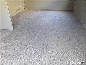 5th image of 31843 Lynne Dr