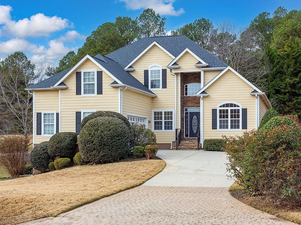 1st image of 4 Laurelcrest Ln