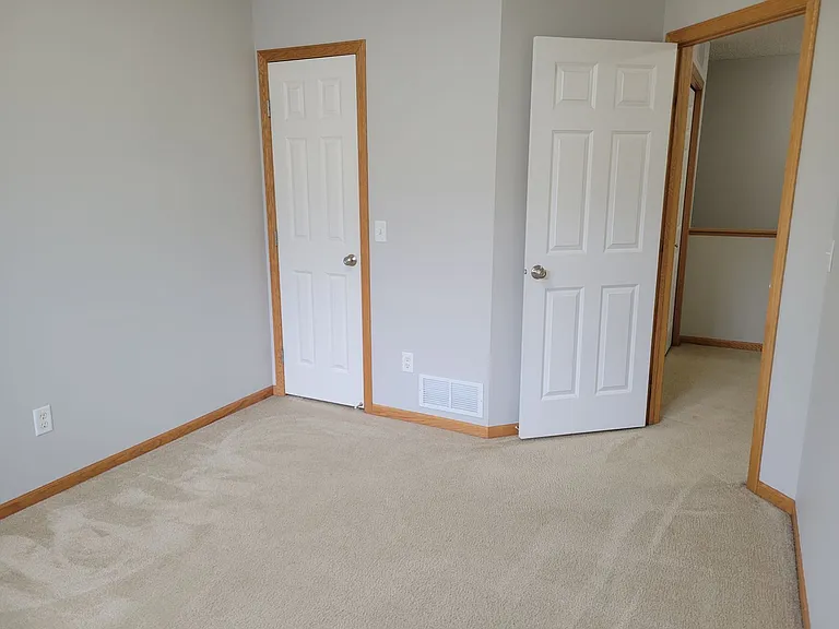 3512 Sterling Heights Dr #I — Photo 18