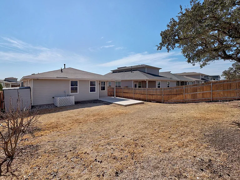 129 Cupreata Ln — Photo 26