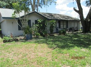 1322 Atlantic Dr, Ruskin, FL 33570
