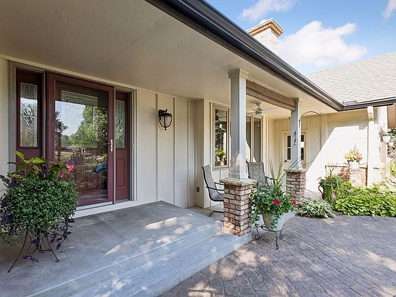 4th image of 14885 Ironwood Ct