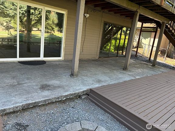 3rd image of 3707 Northshore Boulevard NE