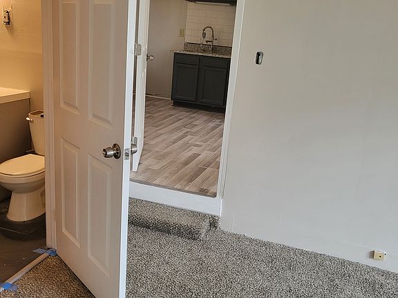 3rd image of 8224 Sussex Dr