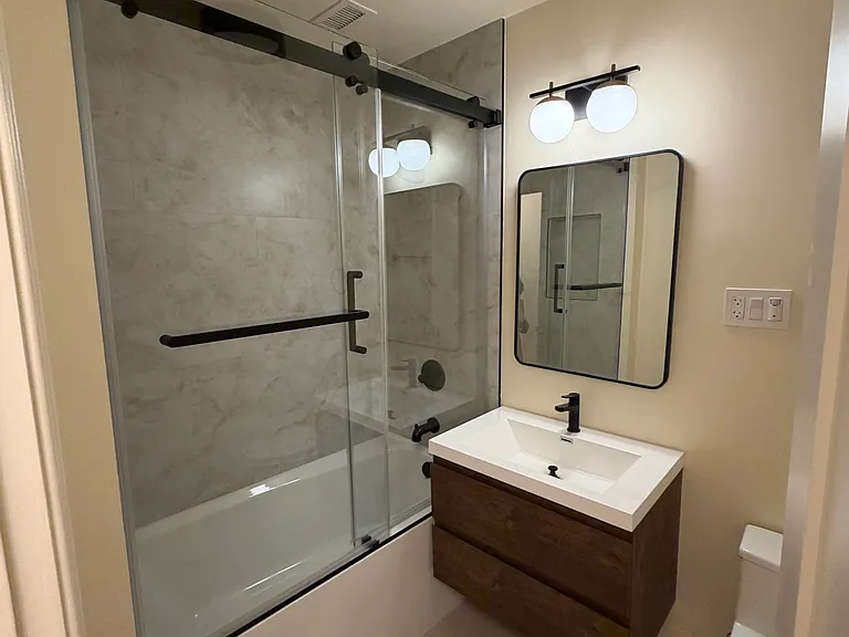 1310 Jones Street — Photo 19