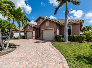 213 Bald Eagle Dr, Marco Island, FL 34145