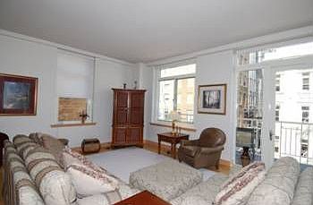 3rd image of 741 N Milwaukee St Unit 606