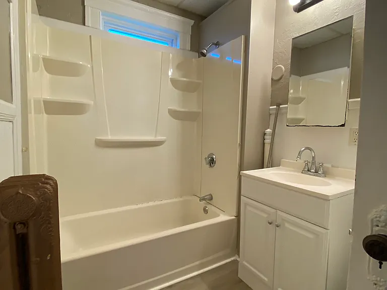114 Paine St #2 — Photo 9