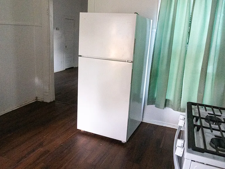 431 E Woodard St #101 — Photo 12