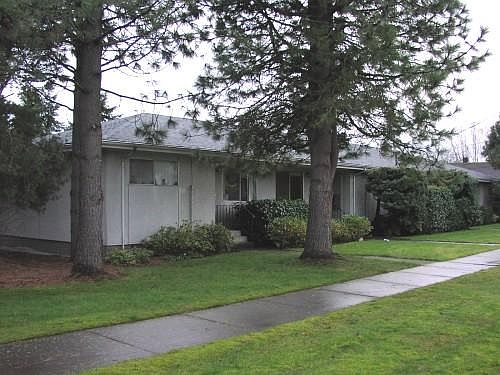 1st image of 214 Carolina St APT 4
