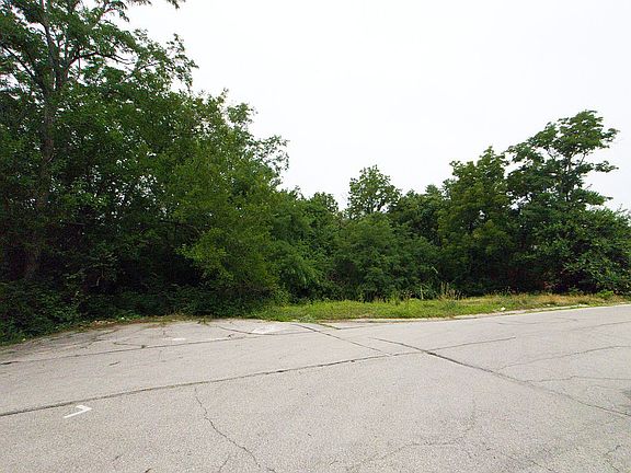 3rd image of 9700 Manning Ave