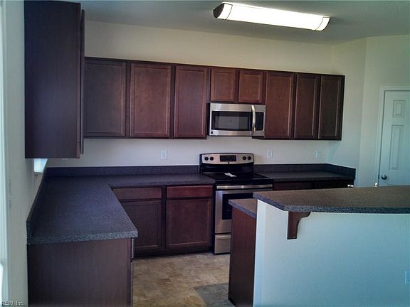 2nd image of 8405 Wescott Dr