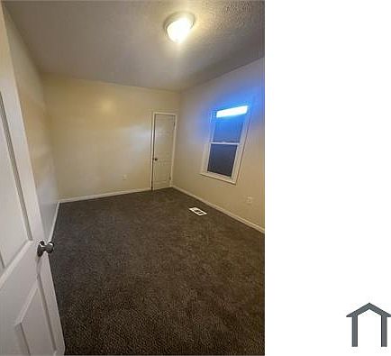 4th image of 1005 E 130th St